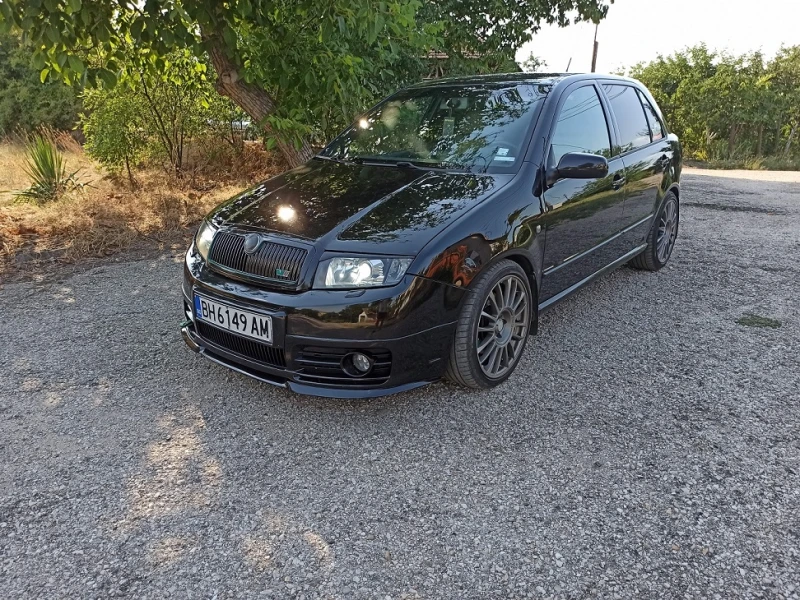 Skoda Fabia, снимка 2 - Автомобили и джипове - 52285939