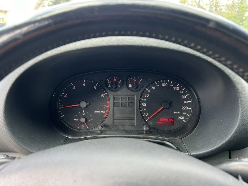 Audi A3 А3 1.8 T, снимка 6 - Автомобили и джипове - 52191011