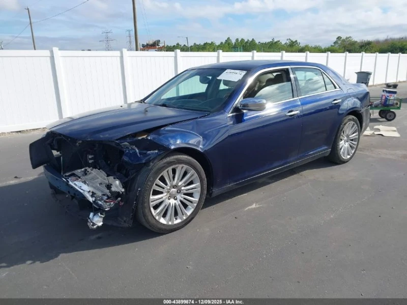 Chrysler 300c 3.6L V-6 DOHC, VVT, 292HP Rear Wheel Drive, снимка 2 - Автомобили и джипове - 52915306