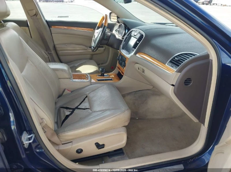 Chrysler 300c 3.6L V-6 DOHC, VVT, 292HP Rear Wheel Drive, снимка 10 - Автомобили и джипове - 52915306