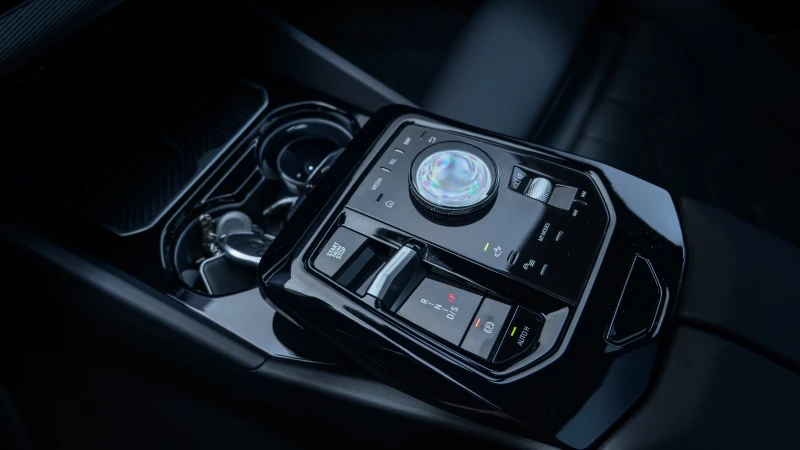 BMW 520 xDrive M Pro, снимка 12 - Автомобили и джипове - 53118634