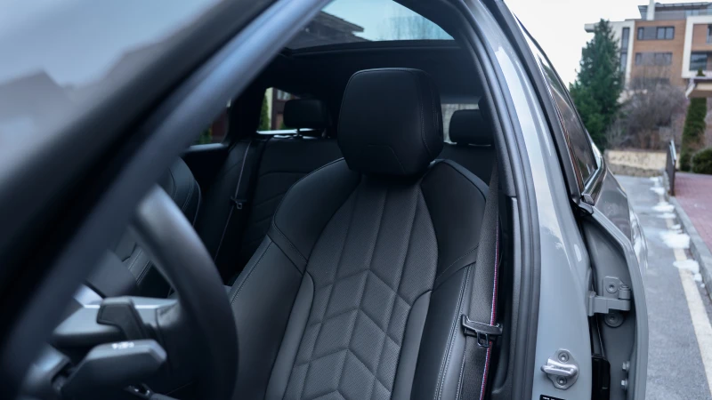 BMW 520 xDrive M Pro, снимка 9 - Автомобили и джипове - 53118634