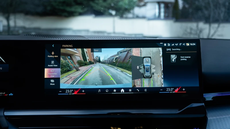 BMW 520 xDrive M Pro, снимка 14 - Автомобили и джипове - 53118634