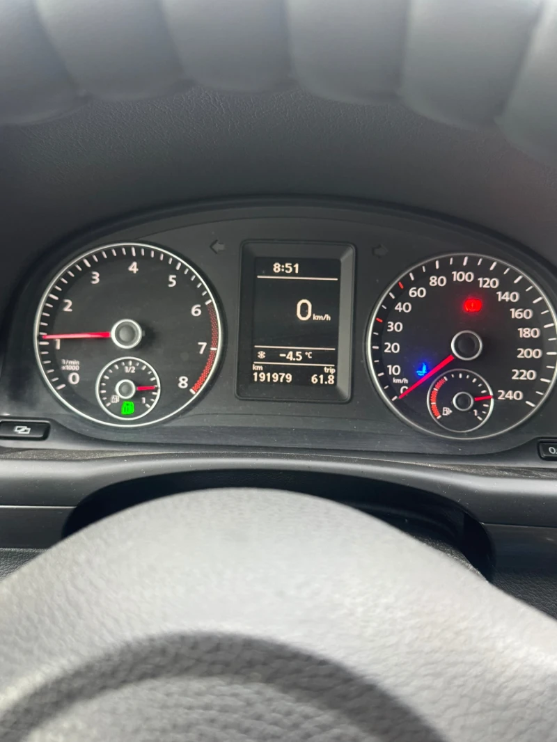 VW Touran 1.4 TSI ecofuel, снимка 5 - Автомобили и джипове - 53173335