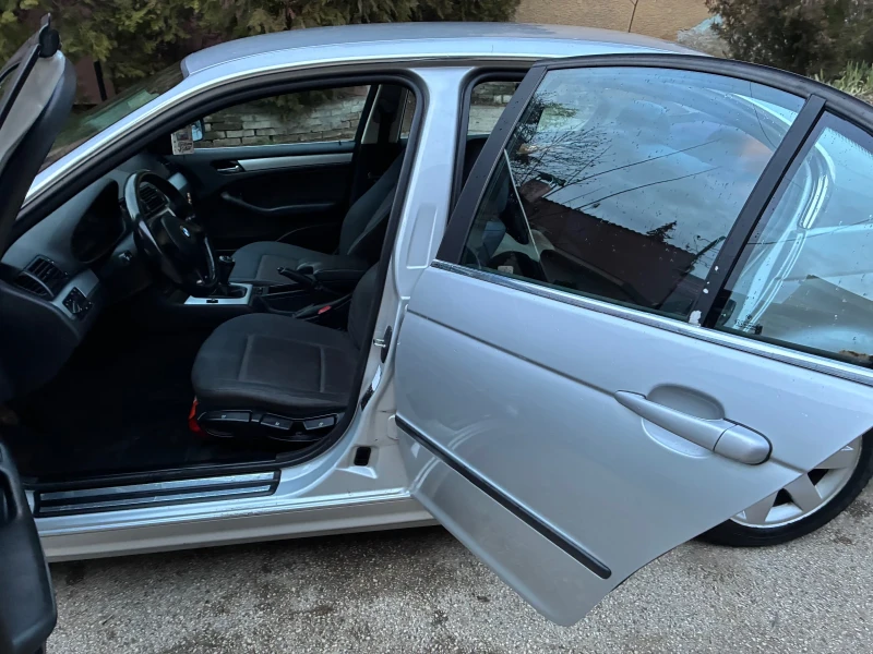 BMW 320 e46 / 320 i, снимка 4 - Автомобили и джипове - 53597516