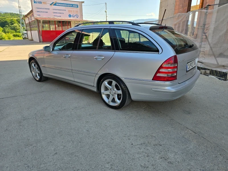 Mercedes-Benz C 220 2.2 - изображение 3