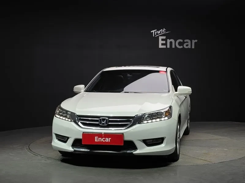 Honda Accord Accord 2.4 9Th Generation, снимка 3 - Автомобили и джипове - 55841471