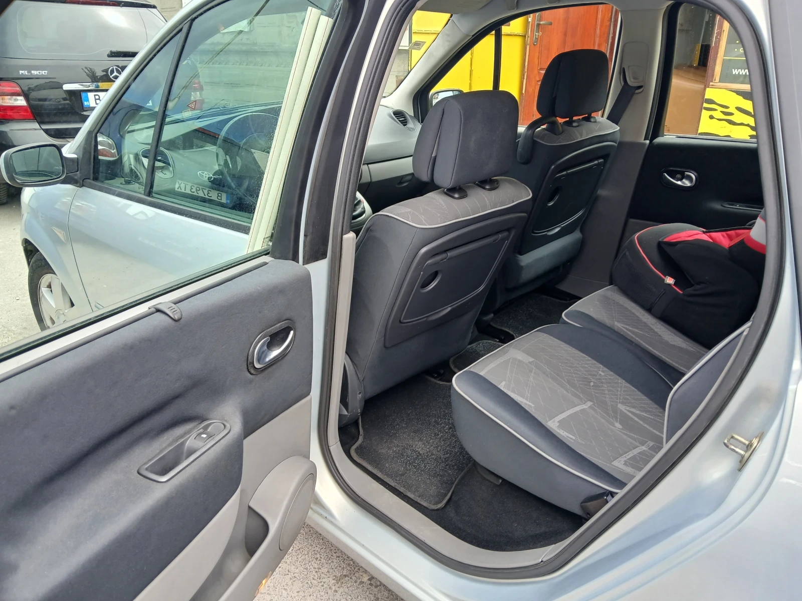 Renault Scenic  - изображение 8