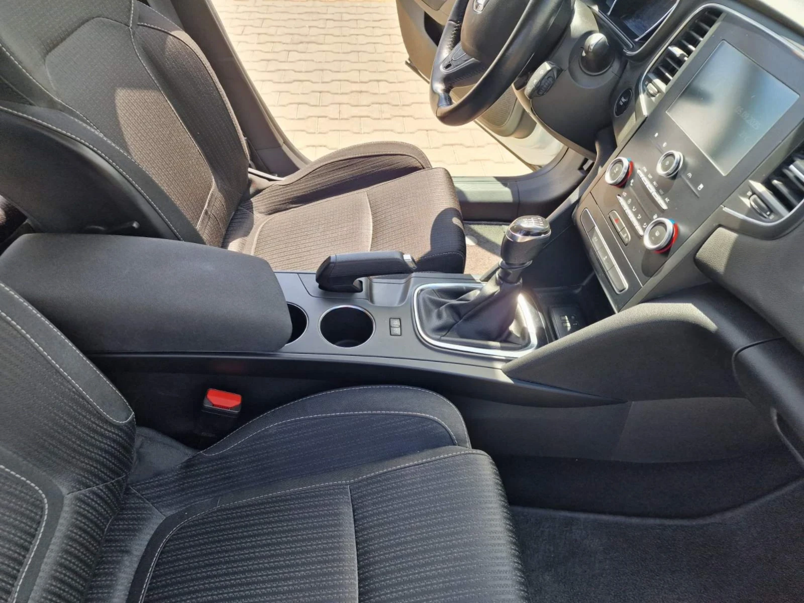 Renault Megane | Mobile.bg   14