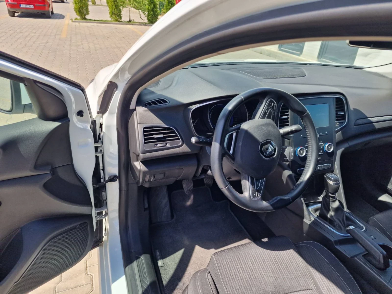 Renault Megane | Mobile.bg   13