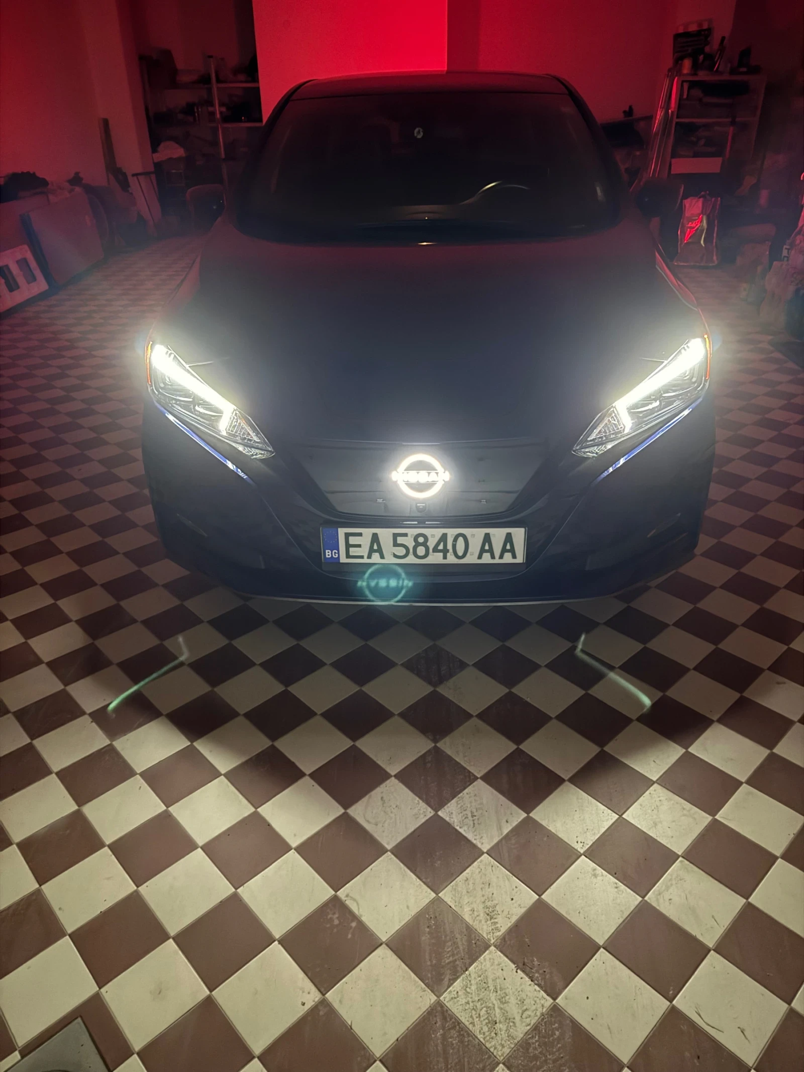 Nissan Leaf  62KW.h - изображение 10