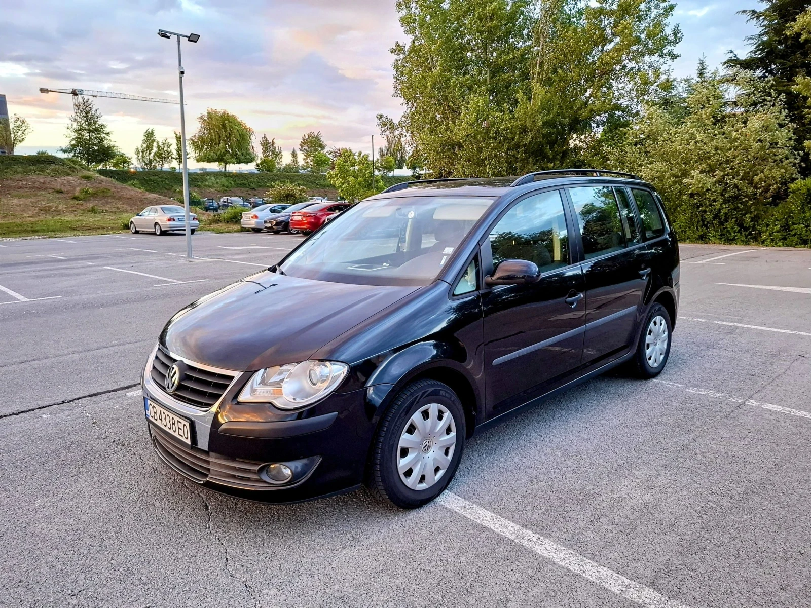VW Touran 2.0 Ecofuel - изображение 8