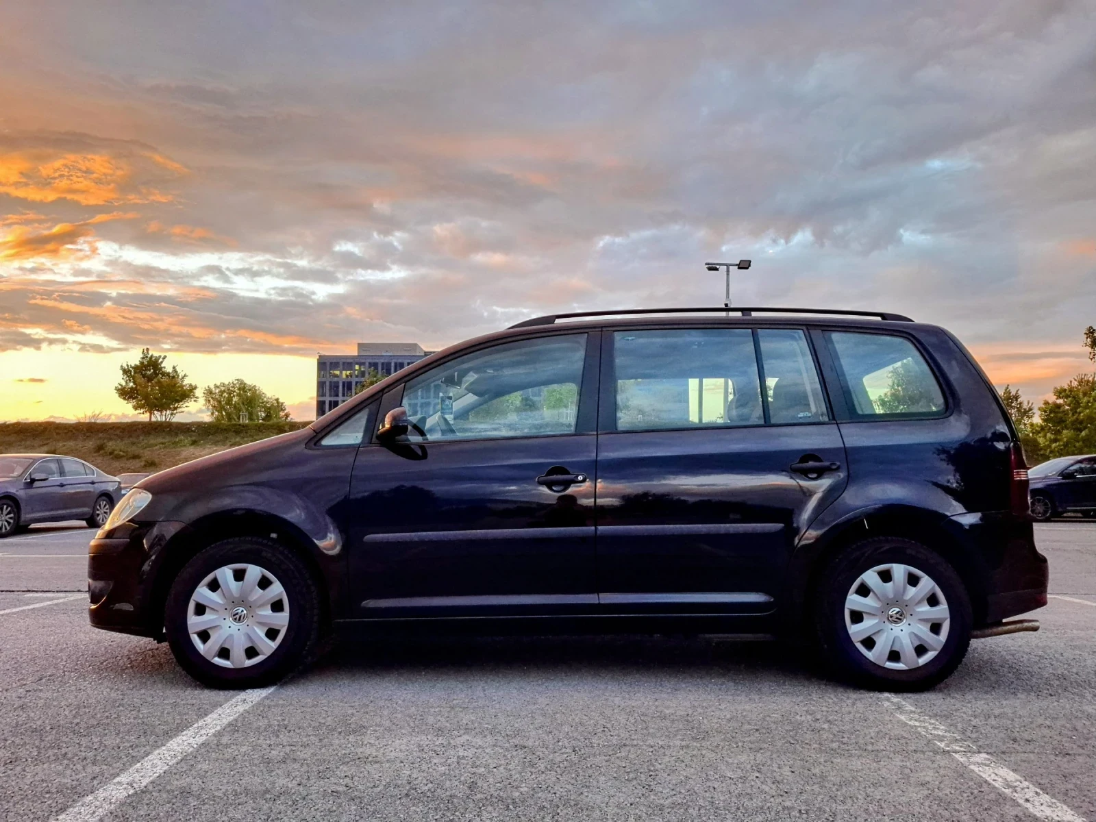 VW Touran 2.0 Ecofuel - изображение 7