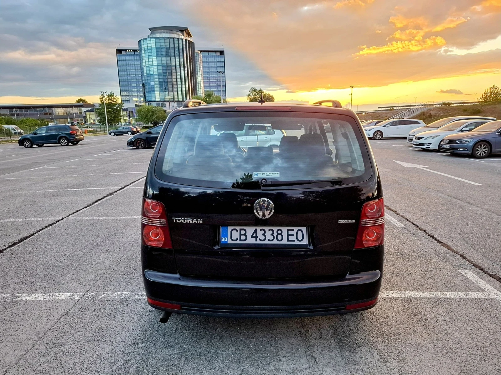 VW Touran 2.0 Ecofuel - изображение 5