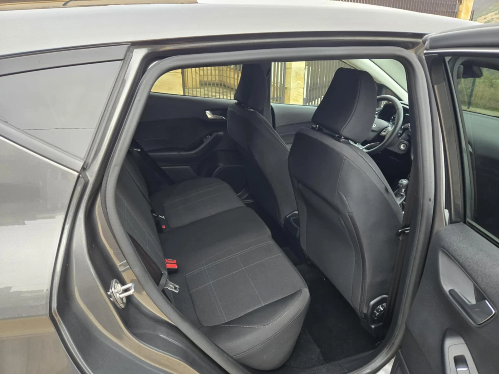 Ford Fiesta  - изображение 7