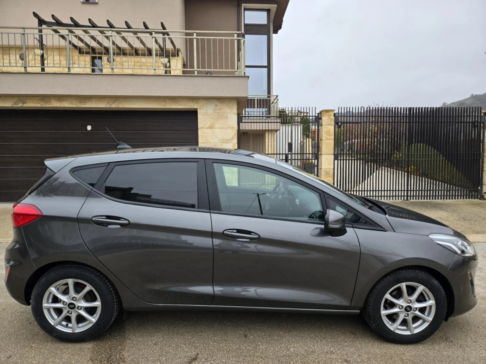 Ford Fiesta  - изображение 5