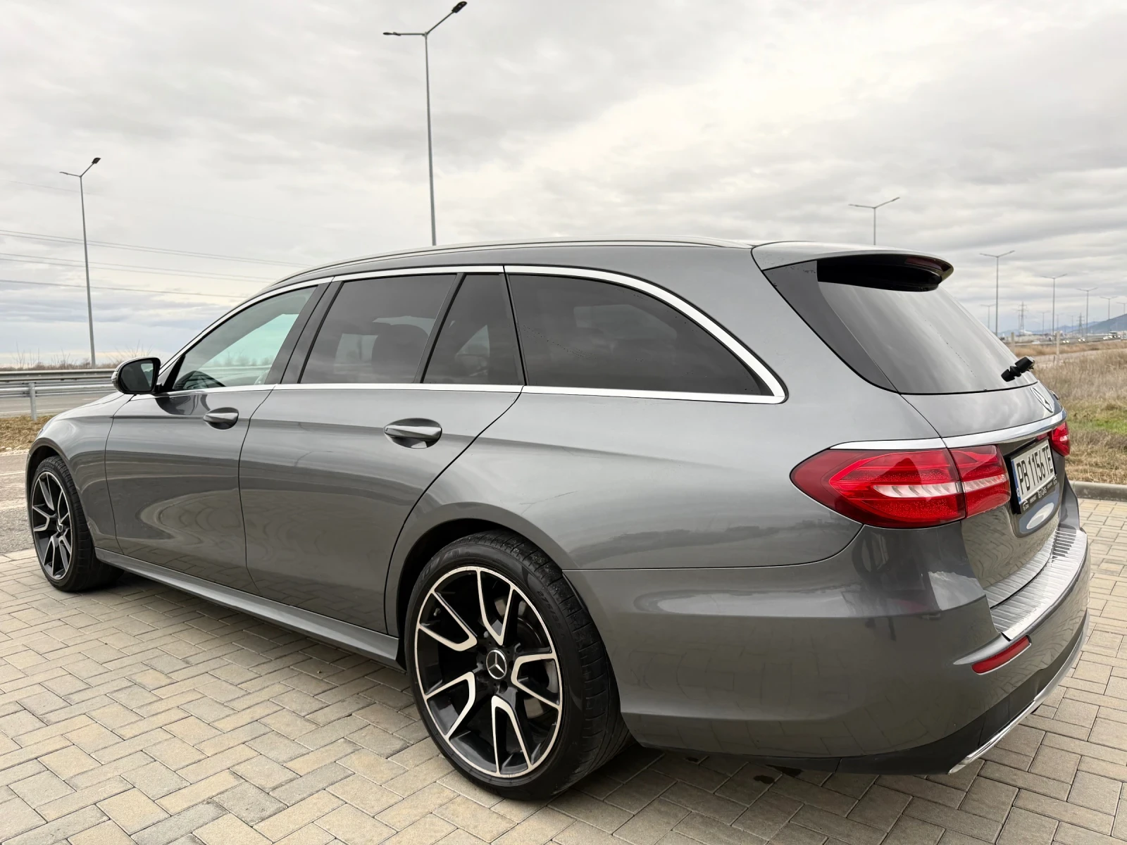 Mercedes-Benz E 350 CDI /AMG / 9G / LED / DISTRONIC / KOJA / BURMESTER - изображение 5