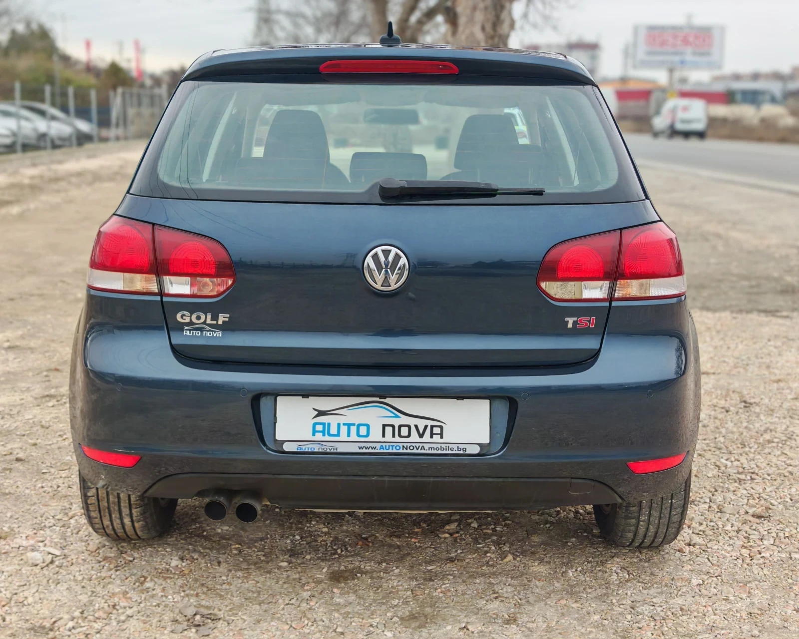 VW Golf 1.4  БЕНЗИН 160 К.С. АВТОМАТ!175 000 КМ! НОВА! - изображение 6