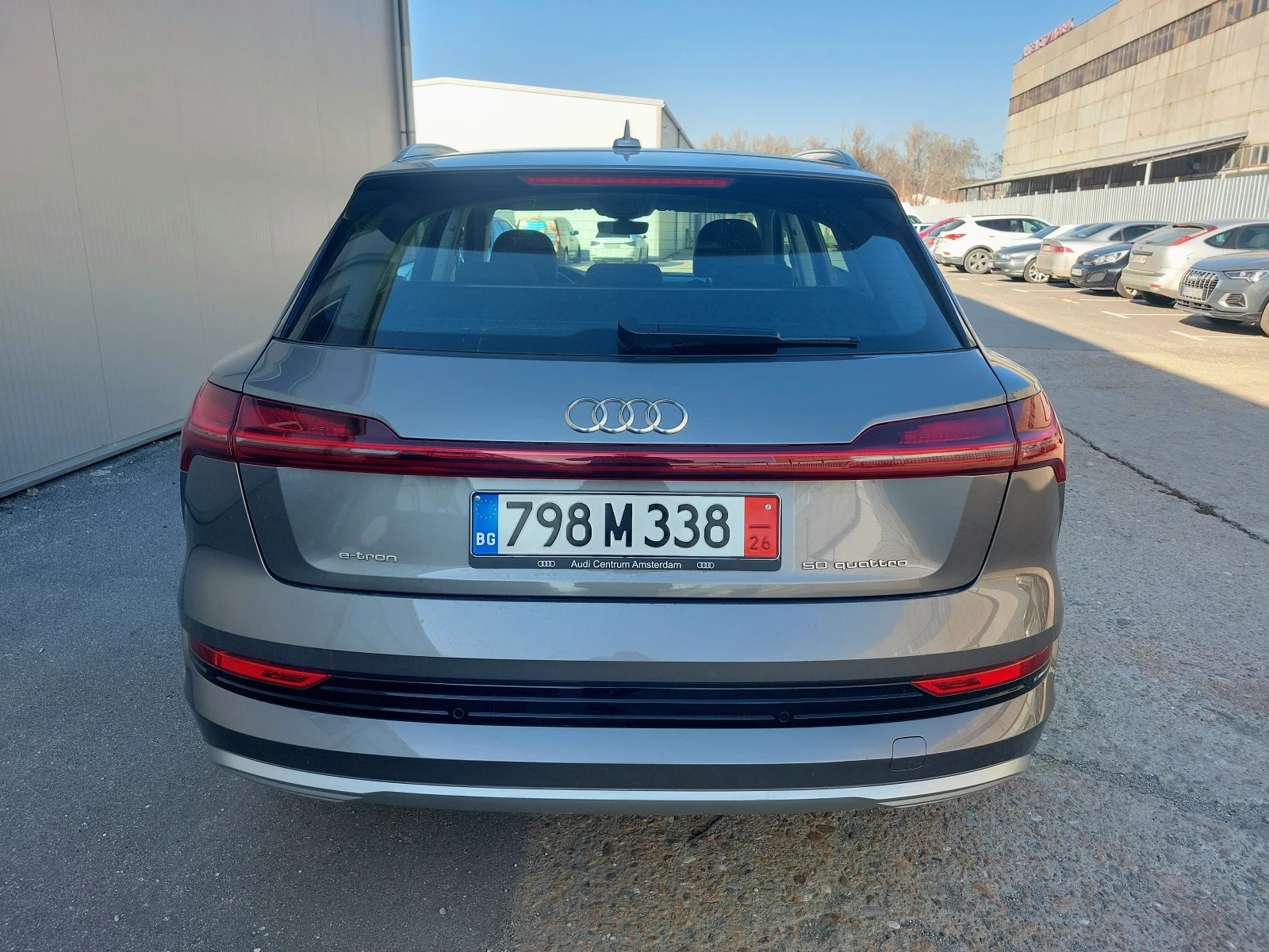 Audi E-Tron 50 QUATRO - изображение 4