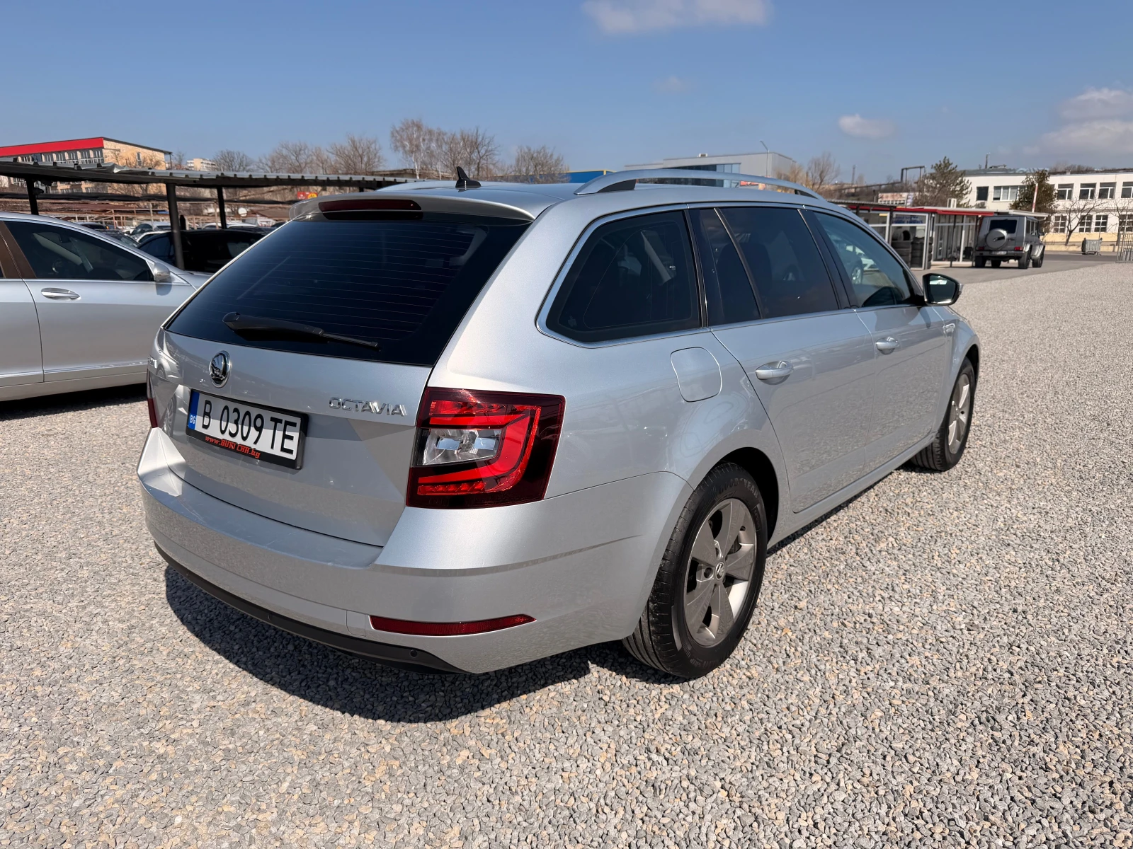 Skoda Octavia DSG, снимка 6 - Автомобили и джипове - 53838429