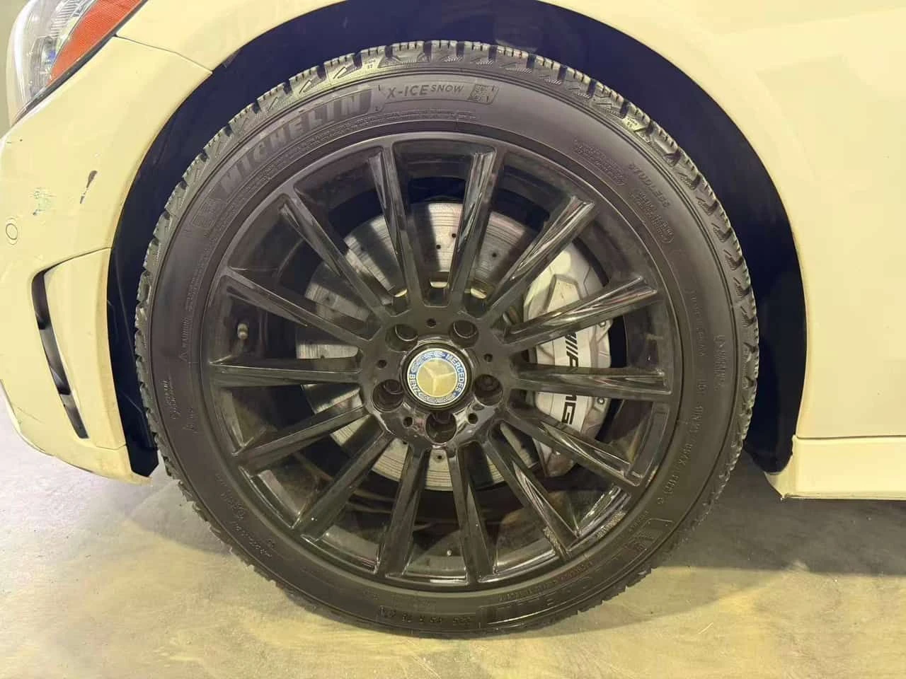 Mercedes-Benz C 43 AMG CARFAX, снимка 16 - Автомобили и джипове - 54156133