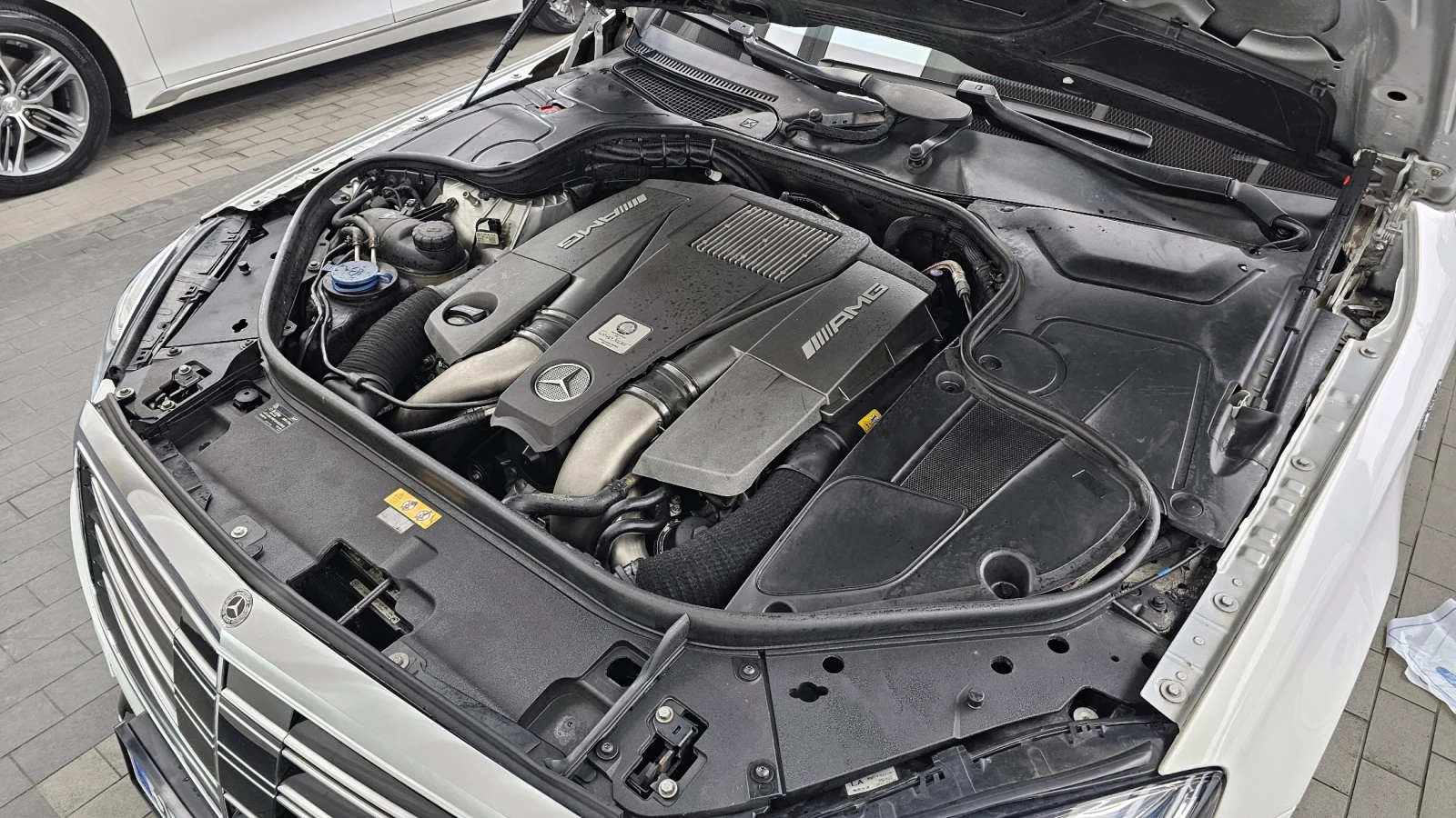 Mercedes-Benz S 63 AMG HEAD-UP* DISTRONIK* ОБДУХ* МАСАЖ* 360* КРАЙНА ЦЕНА, снимка 16 - Автомобили и джипове - 54204667