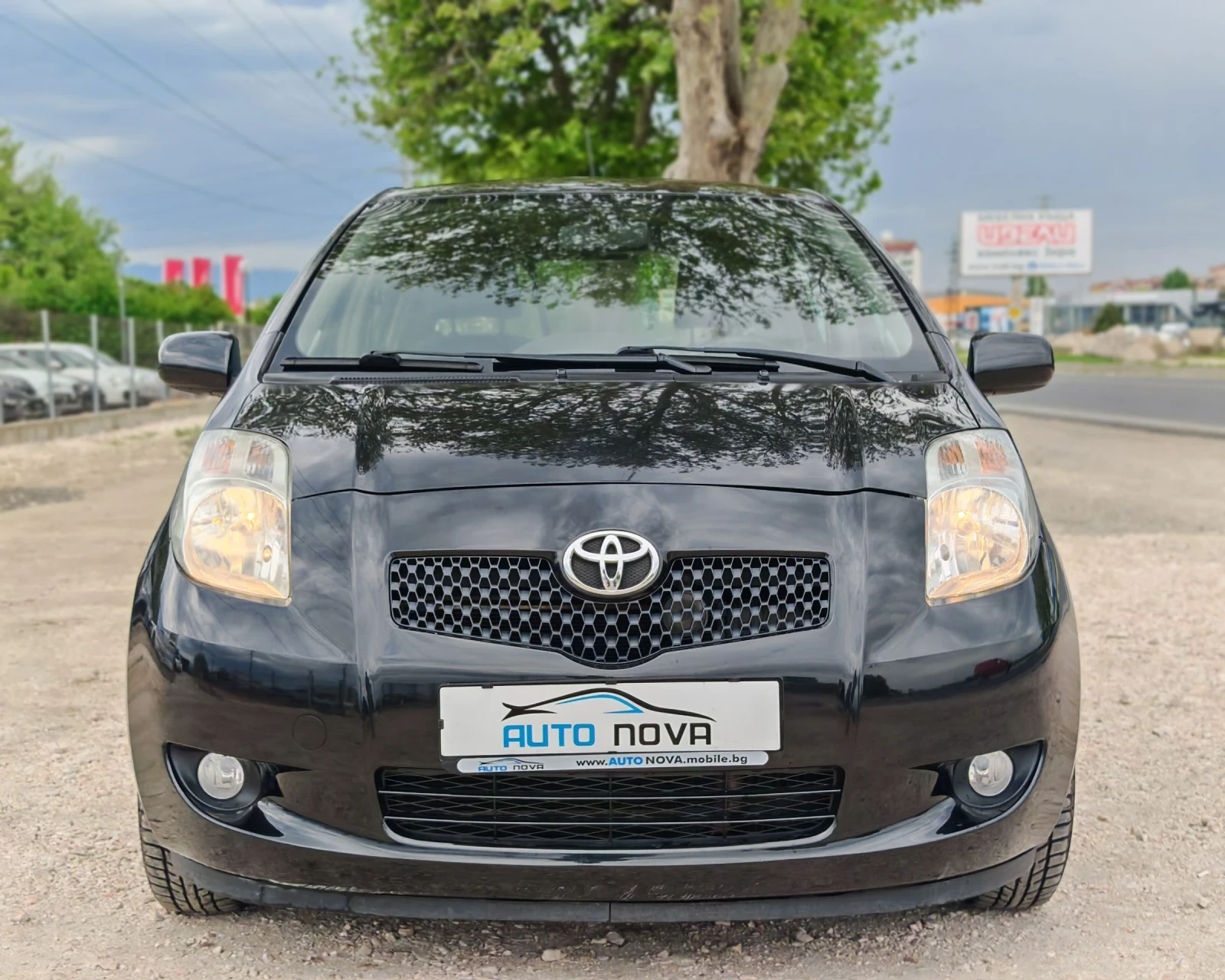 Toyota Yaris 1.4 90 К.С. ДИЗЕЛ, снимка 2 - Автомобили и джипове - 54453661