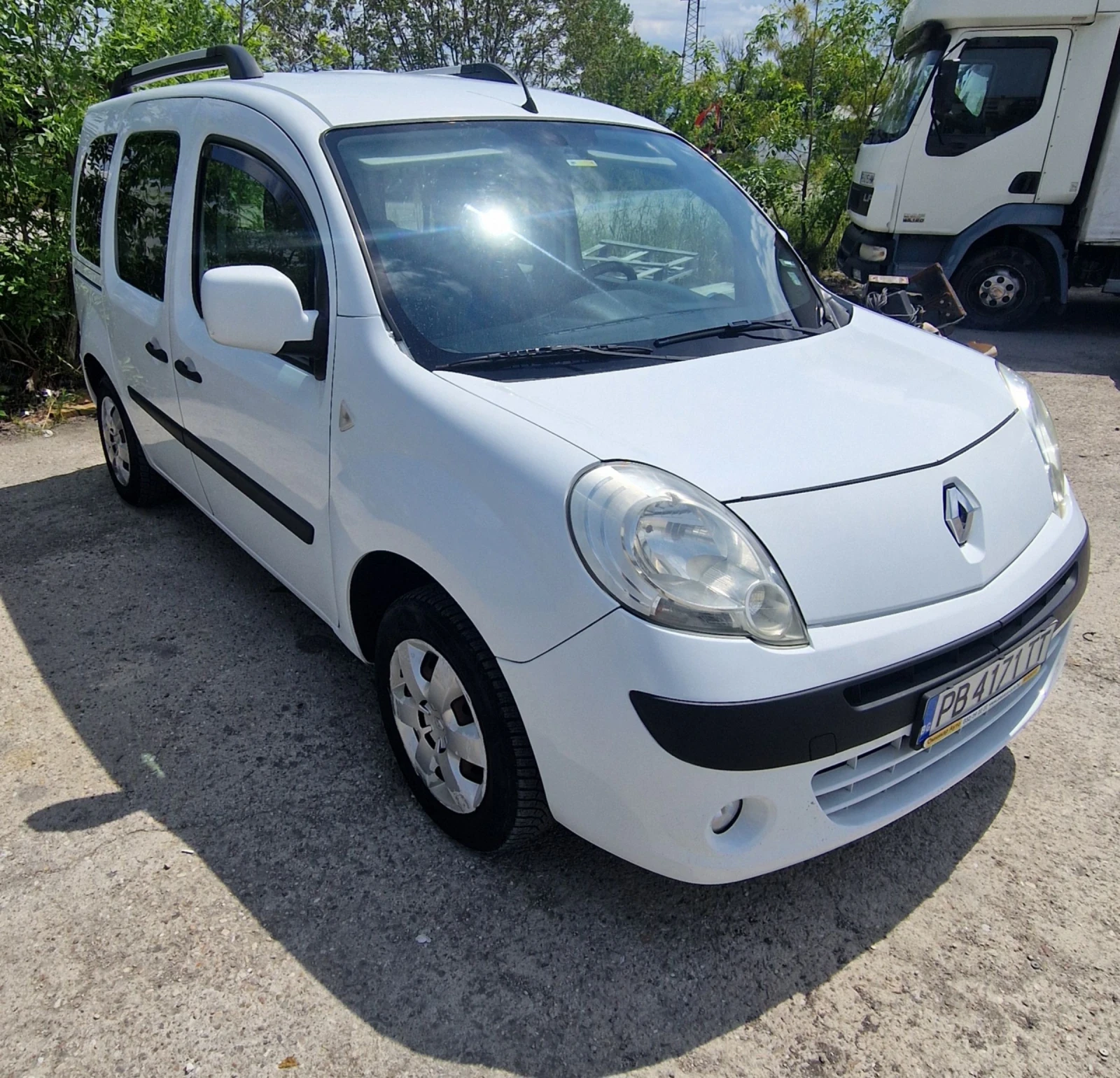 Renault Kangoo, снимка 2 - Автомобили и джипове - 54456058
