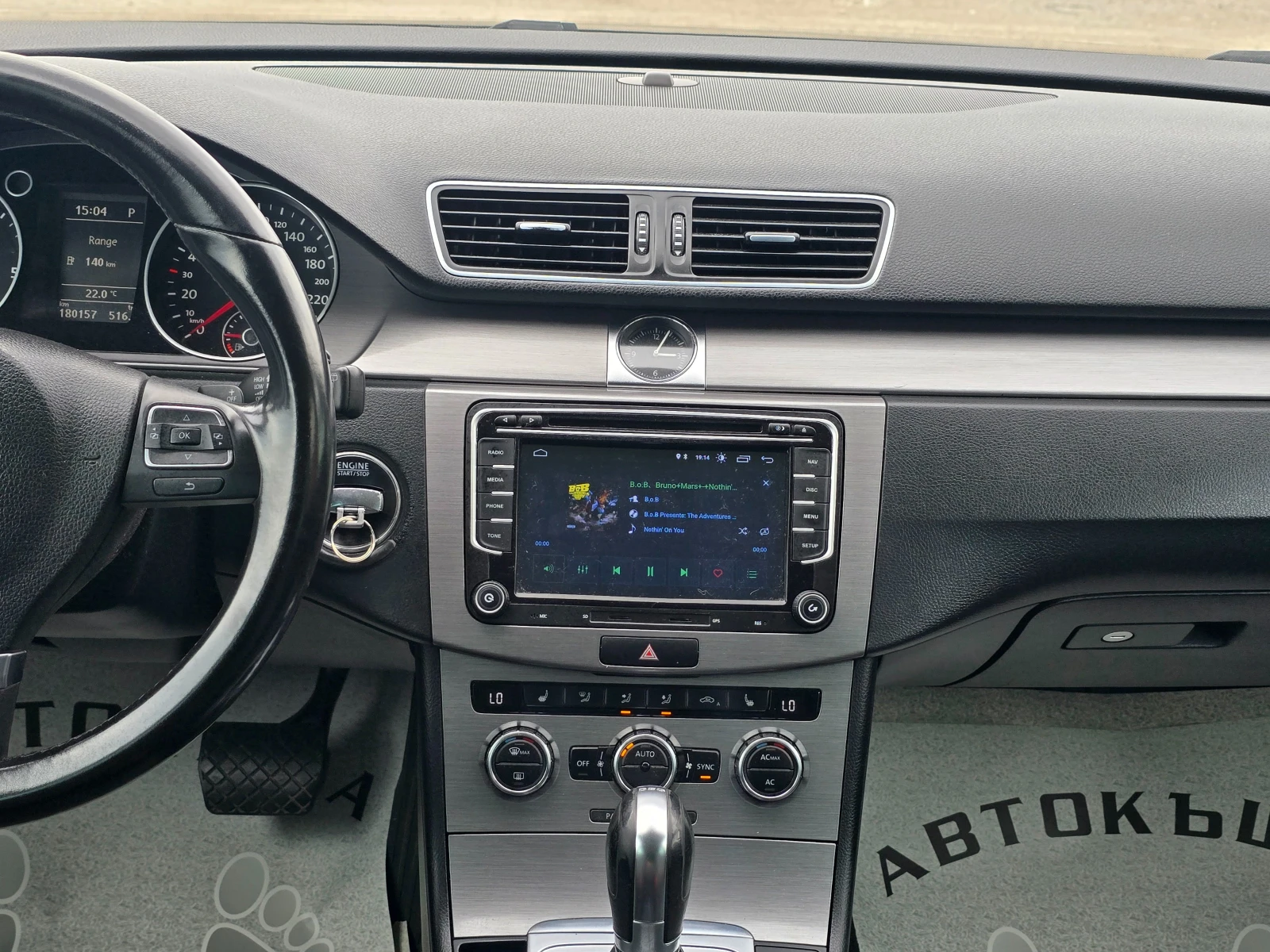VW Passat R-line 12г.2.0-140к.с., снимка 11 - Автомобили и джипове - 54944318