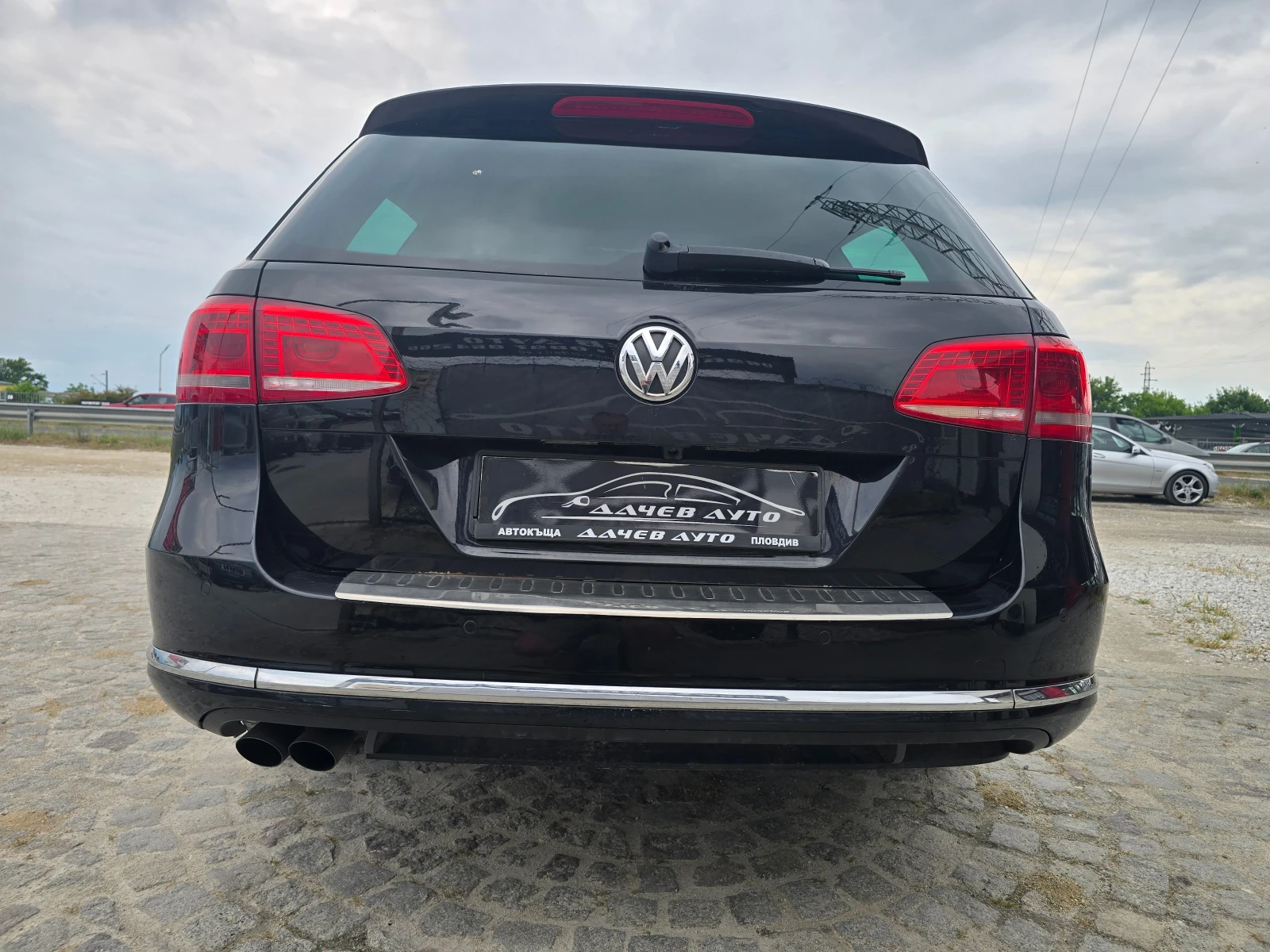 VW Passat R-line 12г.2.0-140к.с., снимка 5 - Автомобили и джипове - 54944318