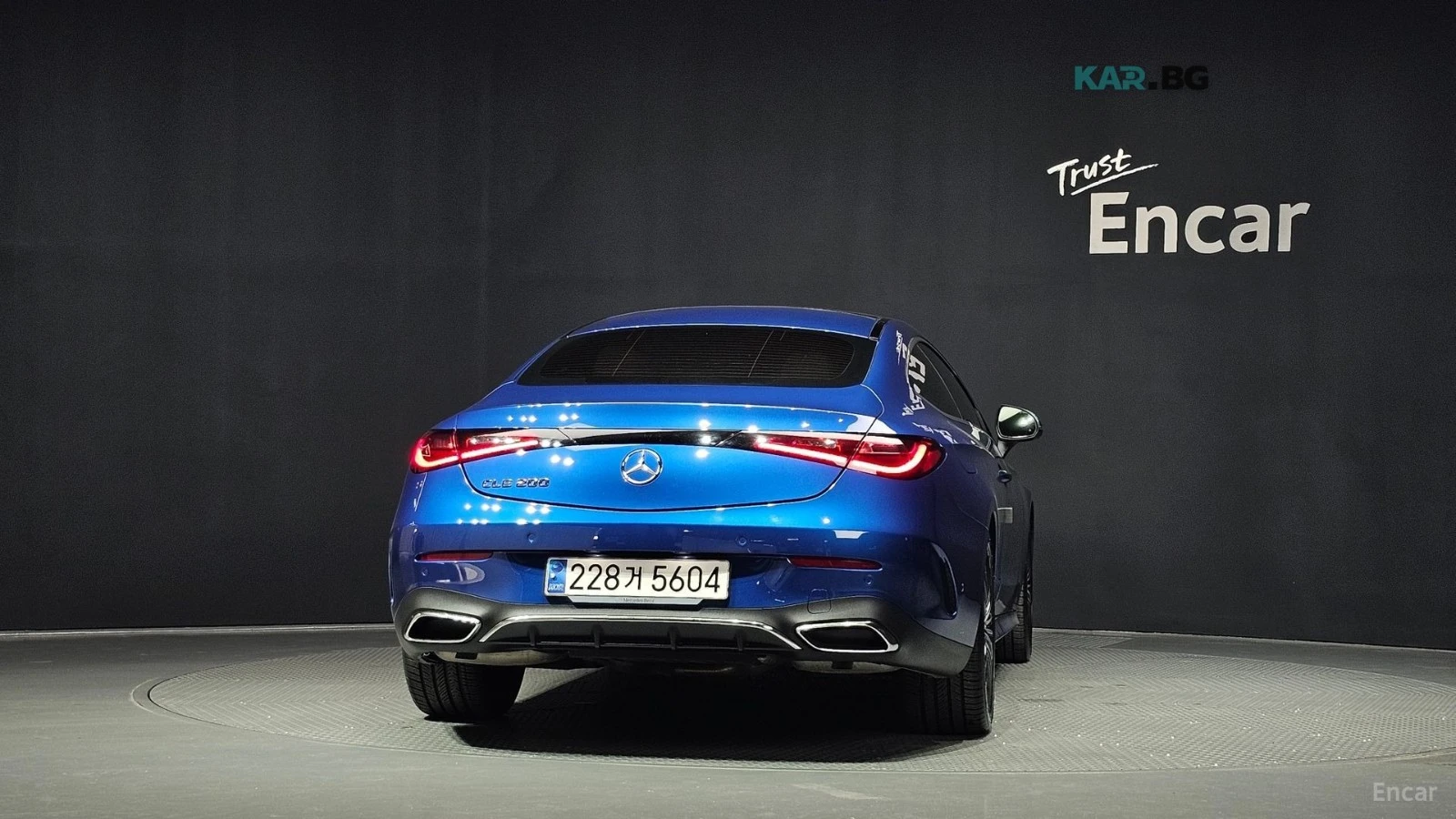 Mercedes-Benz CLE 200 COUPE* 360* КОЖА* ПАНО* ОБДУХВ, снимка 4 - Автомобили и джипове - 55064873