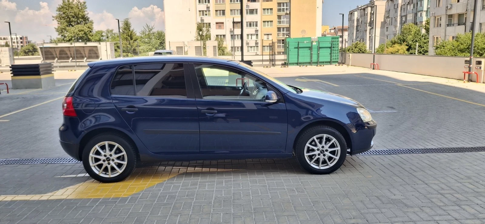 VW Golf 1.6 Бензин 102кс, снимка 3 - Автомобили и джипове - 55387332