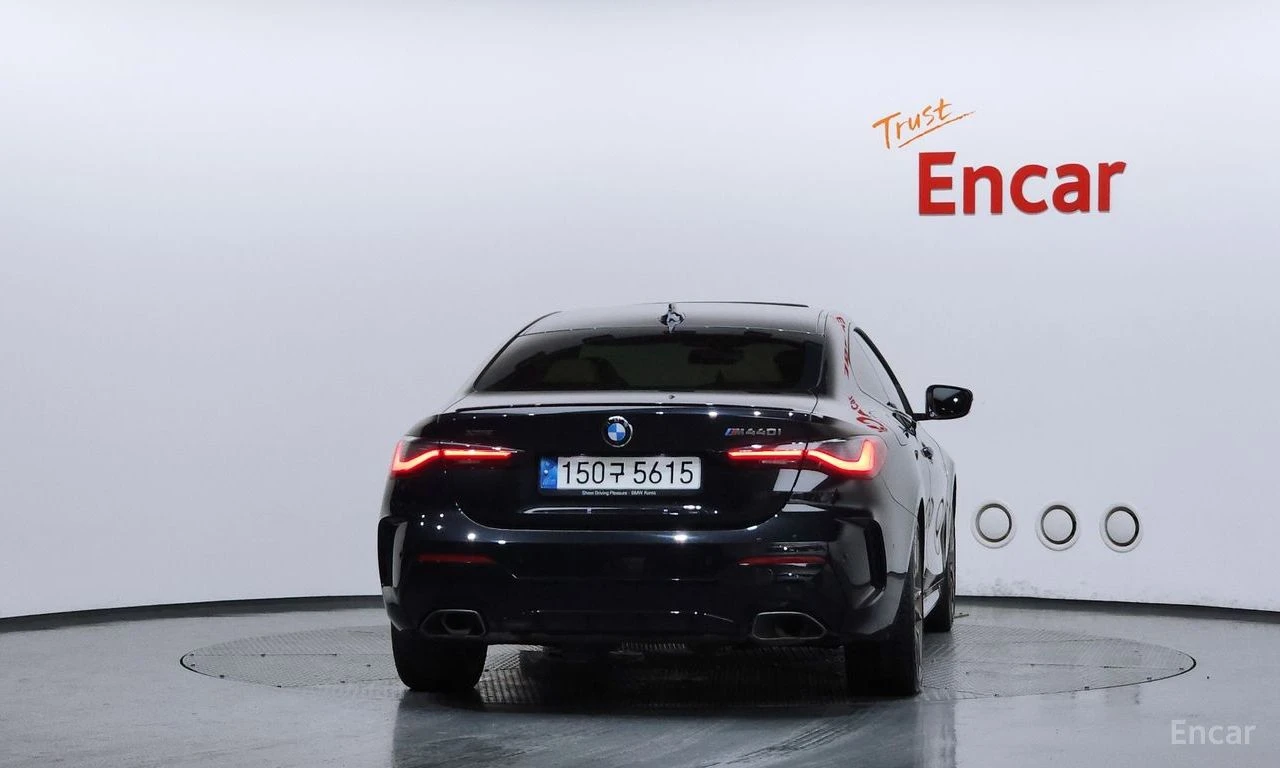 BMW 440 M440i* XDRIVE* LASER* DISTRONIC* 360* ОБДУХВАНЕ* , снимка 4 - Автомобили и джипове - 55786446