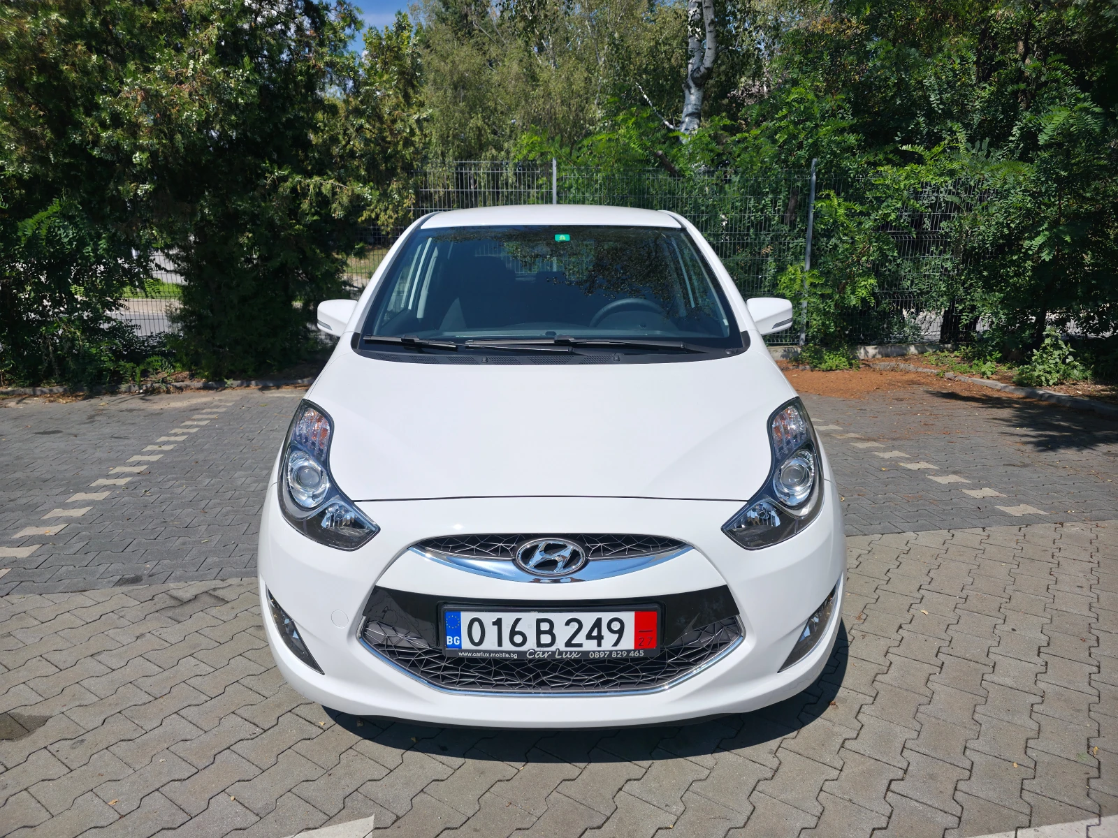 Hyundai Ix20 1.6i 16v Automatik, снимка 2 - Автомобили и джипове - 55942951