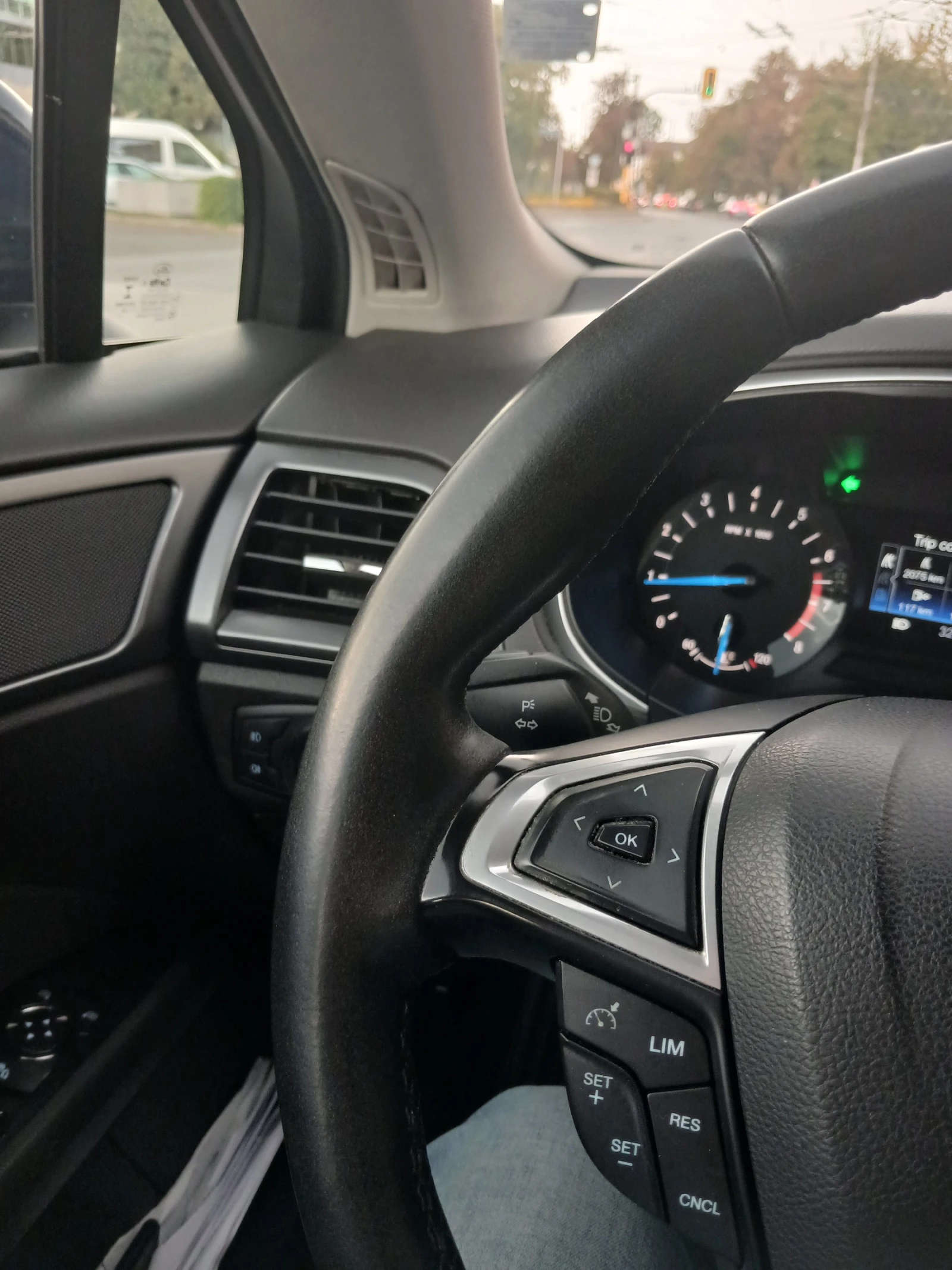 Ford Mondeo MK5, снимка 8 - Автомобили и джипове - 56113571