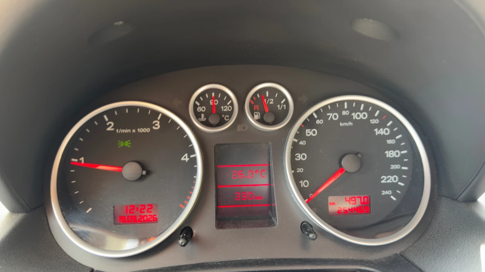 Audi A2 1.4 TDI, снимка 12 - Автомобили и джипове - 56187425