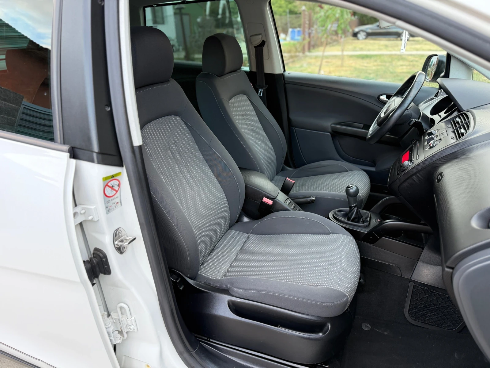 Seat Altea XL, снимка 13 - Автомобили и джипове - 56234030