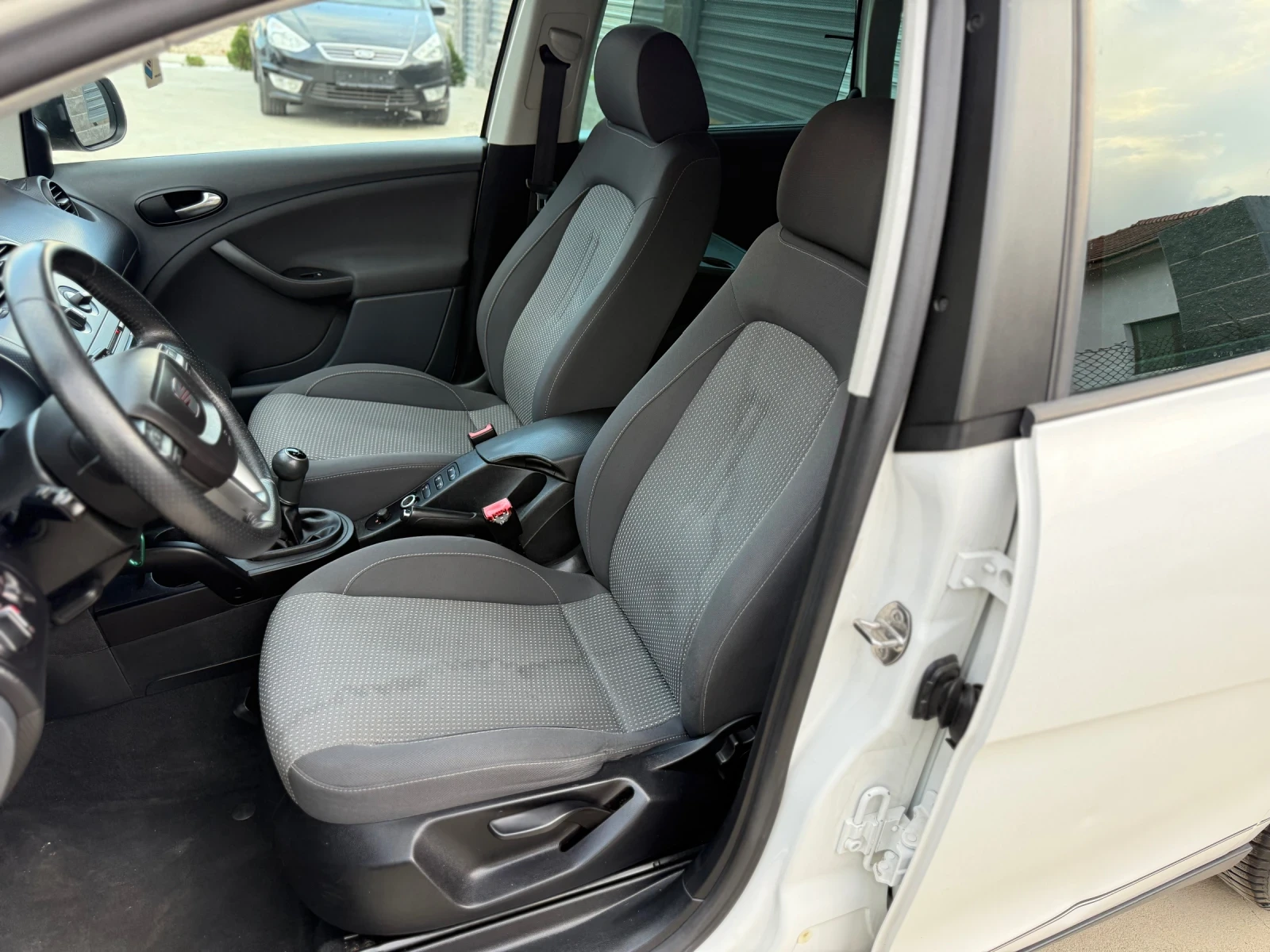 Seat Altea XL, снимка 10 - Автомобили и джипове - 56234030