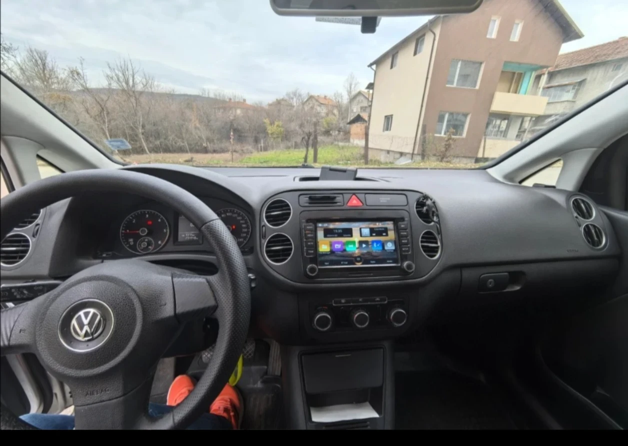 VW Golf Plus 1.6 TDI, снимка 3 - Автомобили и джипове - 56341048