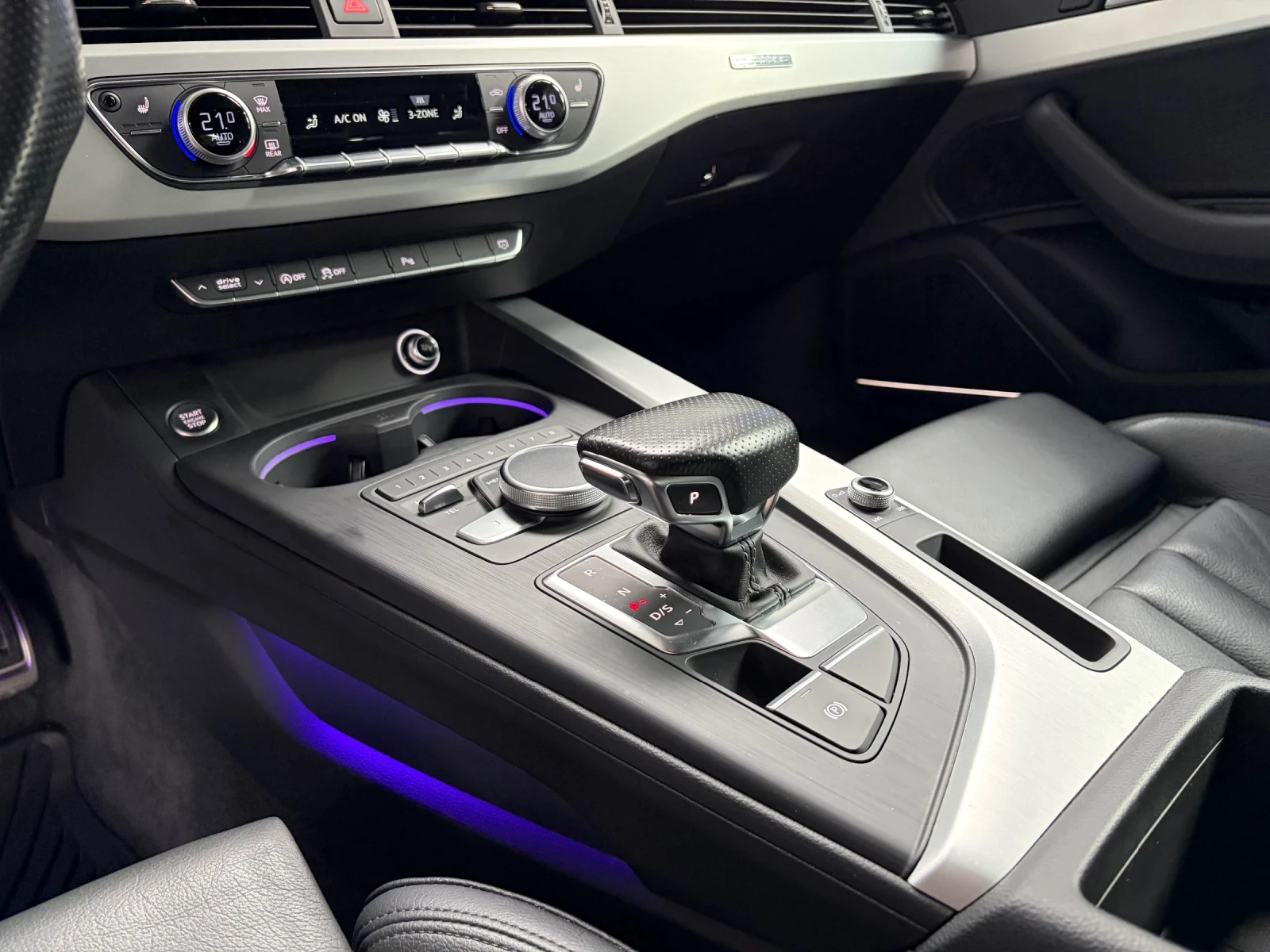 Audi A5 2.0 TFSI quattro S line, снимка 14 - Автомобили и джипове - 56393506