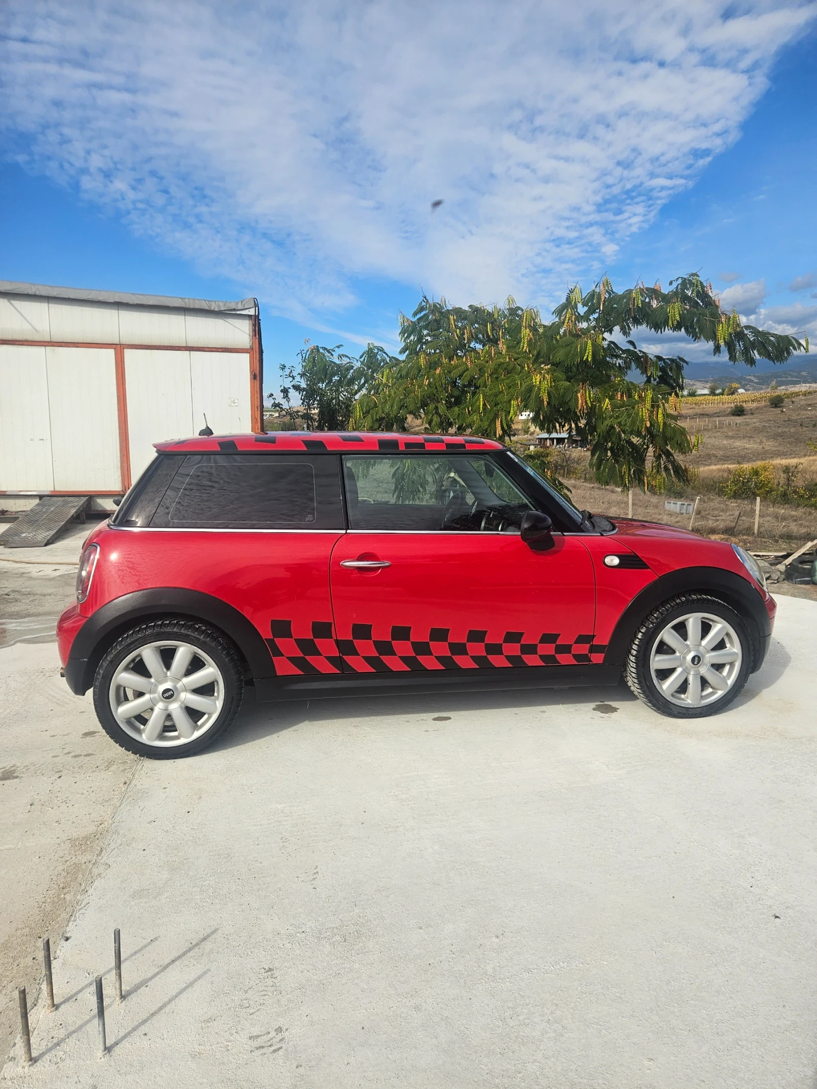 Mini One 92000км, снимка 2 - Автомобили и джипове - 56545786