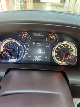 Dodge Ram Pickup 5.7 HEMI, снимка 12