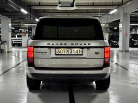 Land Rover Range rover 4.4 SDV8* BLIND SPOT ОБДУХВАНЕ 360 КРАЙНА ЦЕНА* en | Auto.bg — изображение 4