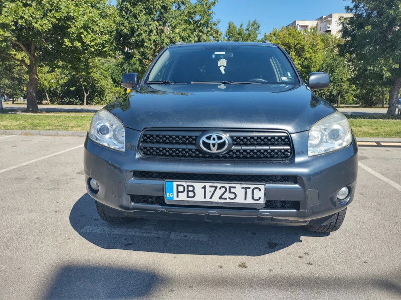 Toyota Rav4 2.2 D-4D, снимка 2 - Автомобили и джипове - 46492944