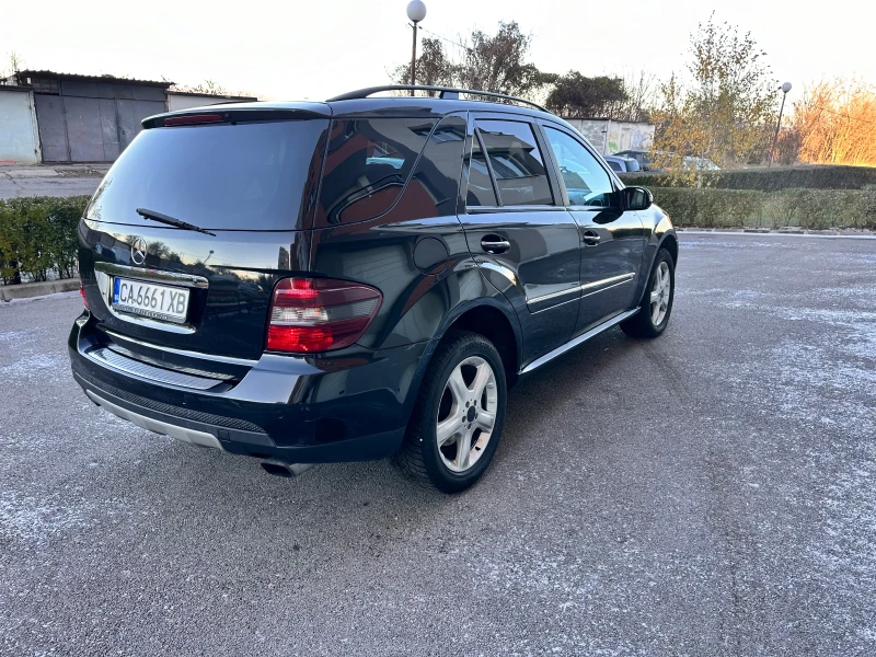 Mercedes-Benz ML 320, снимка 4 - Автомобили и джипове - 48088826