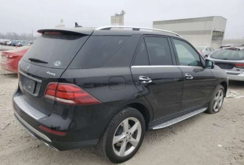 Mercedes-Benz GLE 350, снимка 4 - Автомобили и джипове - 48753262