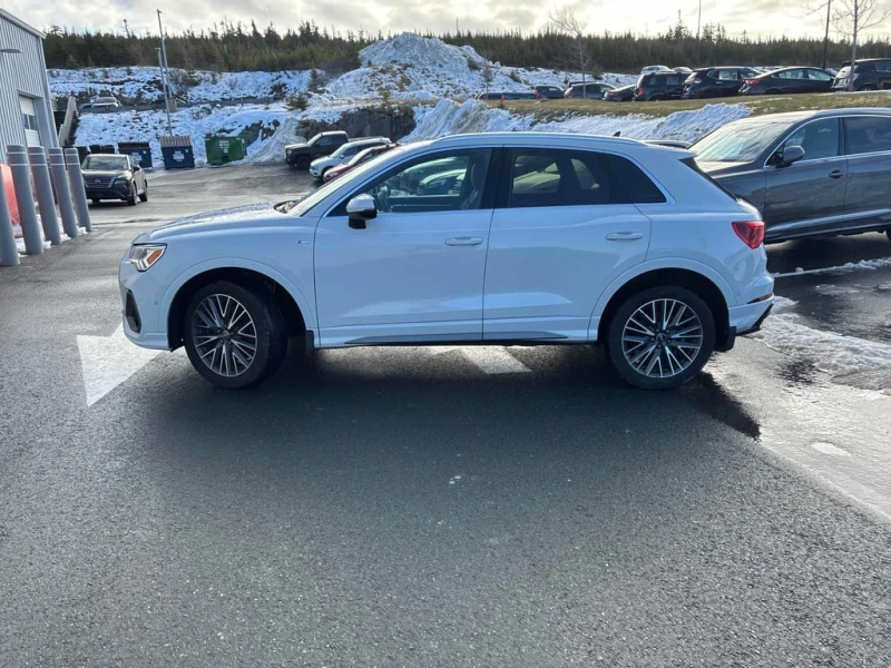 Audi Q3 2020 Progressiv * CARFAX * БЕЗ ПЪРВОНАЧАЛНА ВНОСКА, снимка 3 - Автомобили и джипове - 52819492