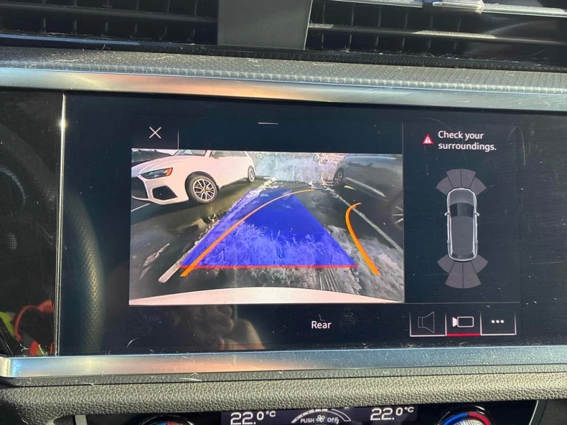 Audi Q3 2020 Progressiv * CARFAX * БЕЗ ПЪРВОНАЧАЛНА ВНОСКА, снимка 10 - Автомобили и джипове - 52819492