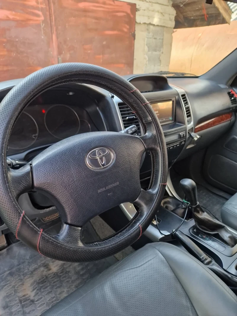 Toyota Land cruiser, снимка 10 - Автомобили и джипове - 53233443
