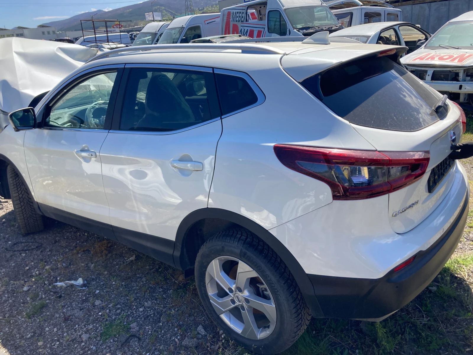 Nissan Qashqai 1,3 на части, снимка 1